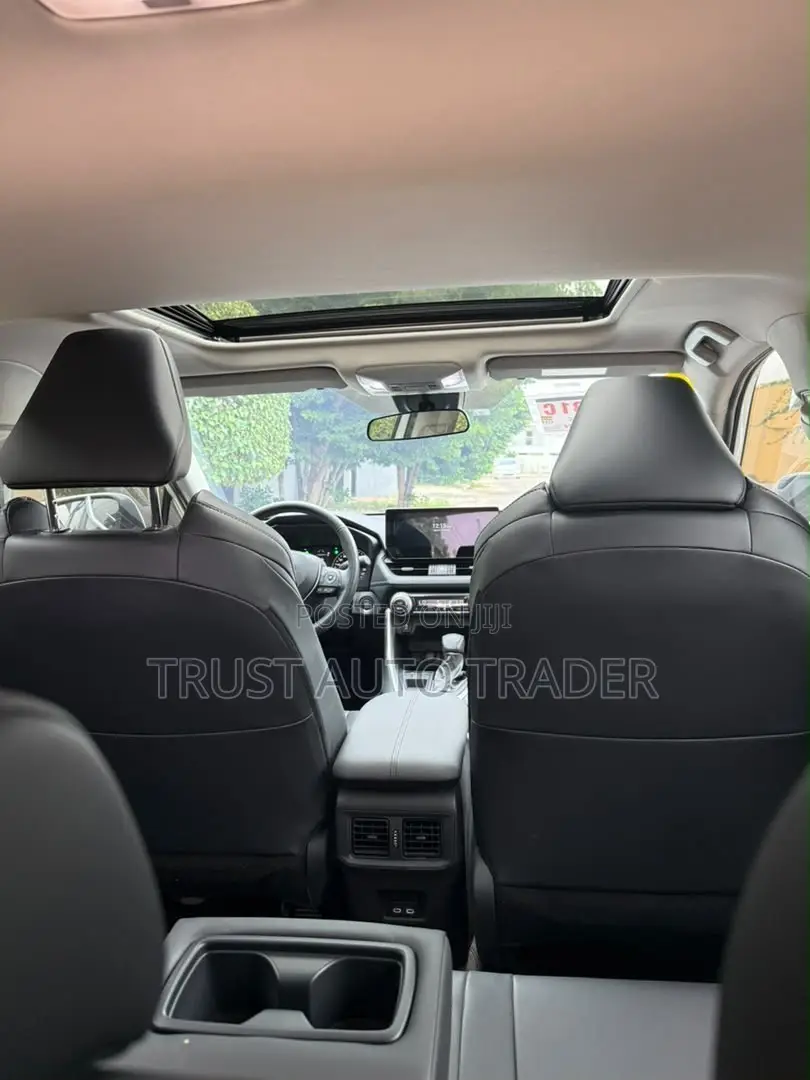 Toyota Highlander 2024 White