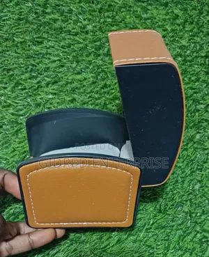 Single-Slot Watch Box