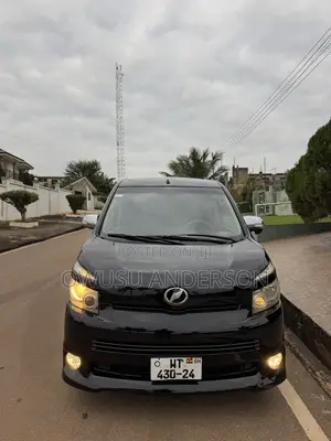 Toyota Voxy 2013 Black