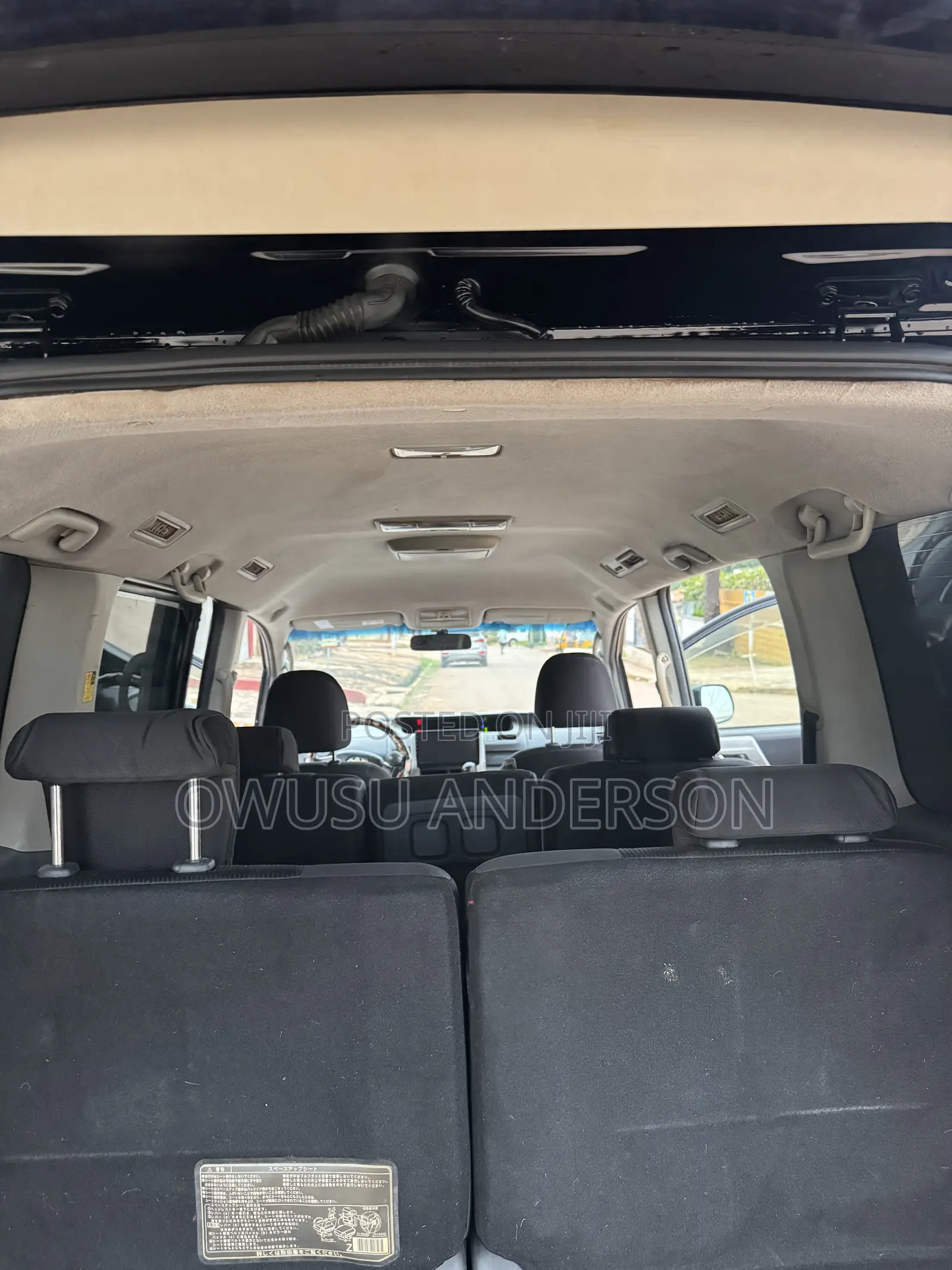 Toyota Voxy 2013 Black