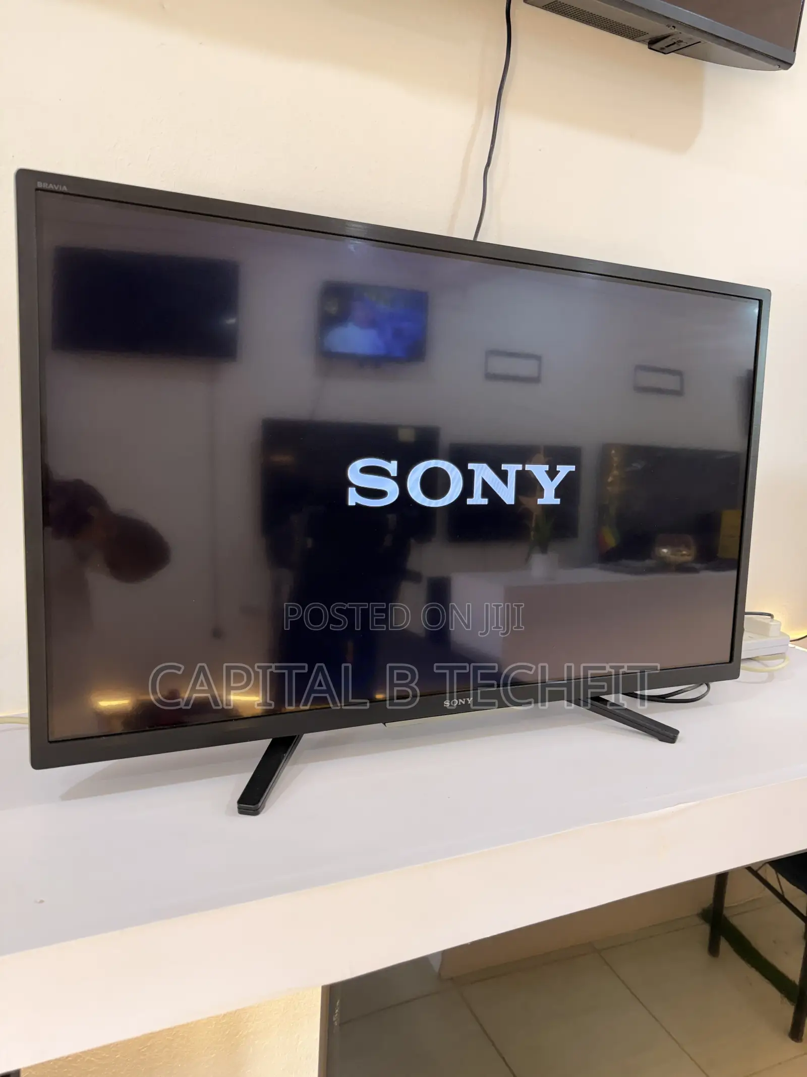 32inches Full Digital Satellite Android UHD HDR SMART SONY TV