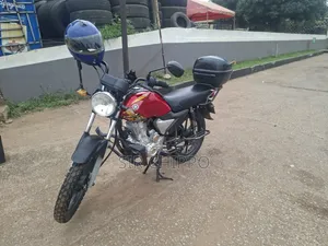 Yamaha Crux 2018 Red
