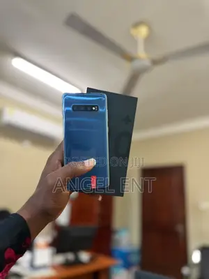 New Samsung Galaxy S10 Plus 128 GB Blue
