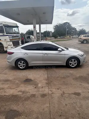Hyundai Elantra Sport Sedan FWD (1.6L 4cyl 6M) 2017 Silver