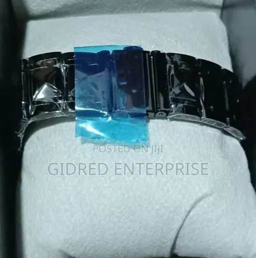 Stainless Steel Band Men's Quartz Watch
