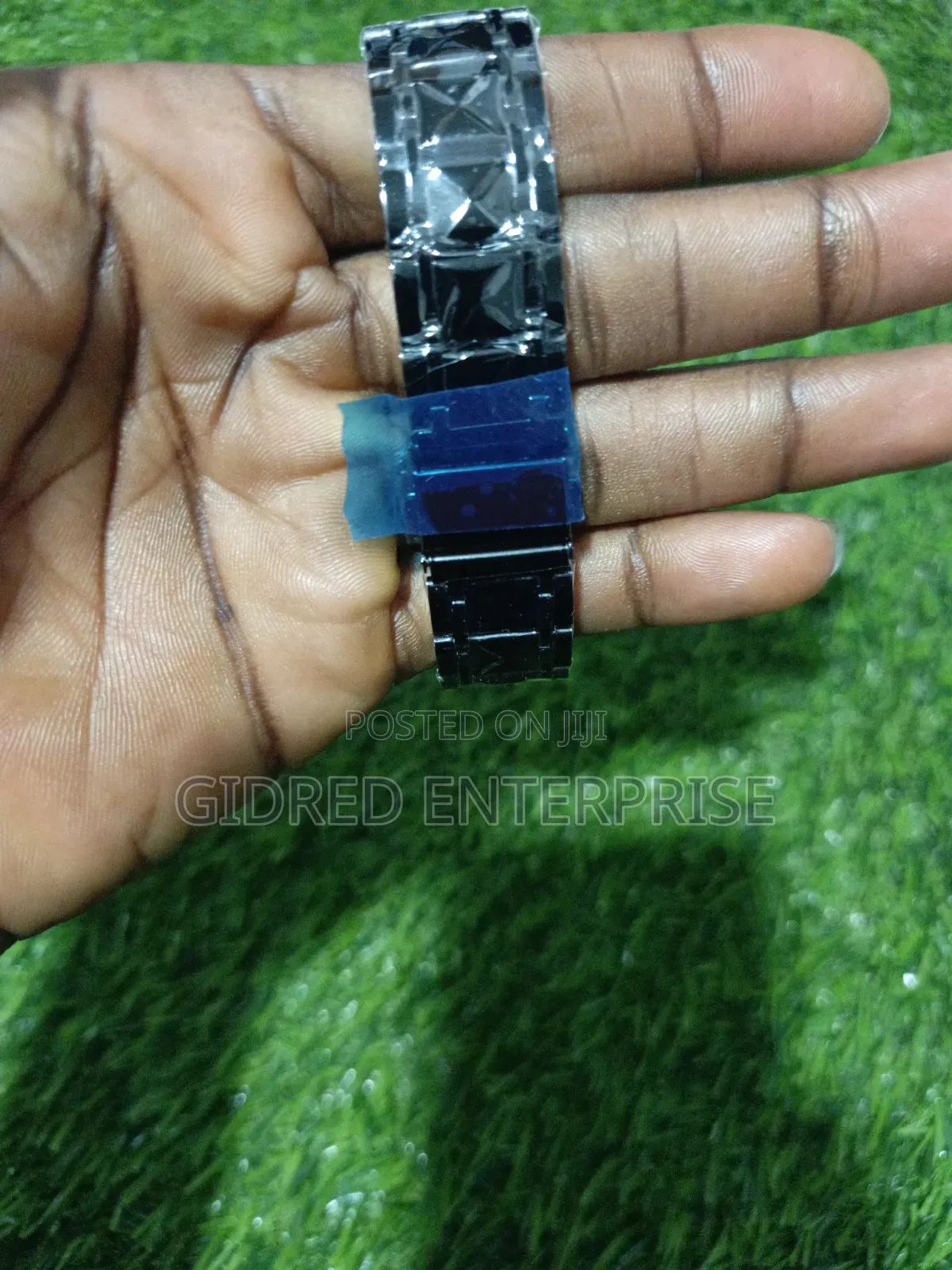 Stainless Steel Band Men's Quartz Watch