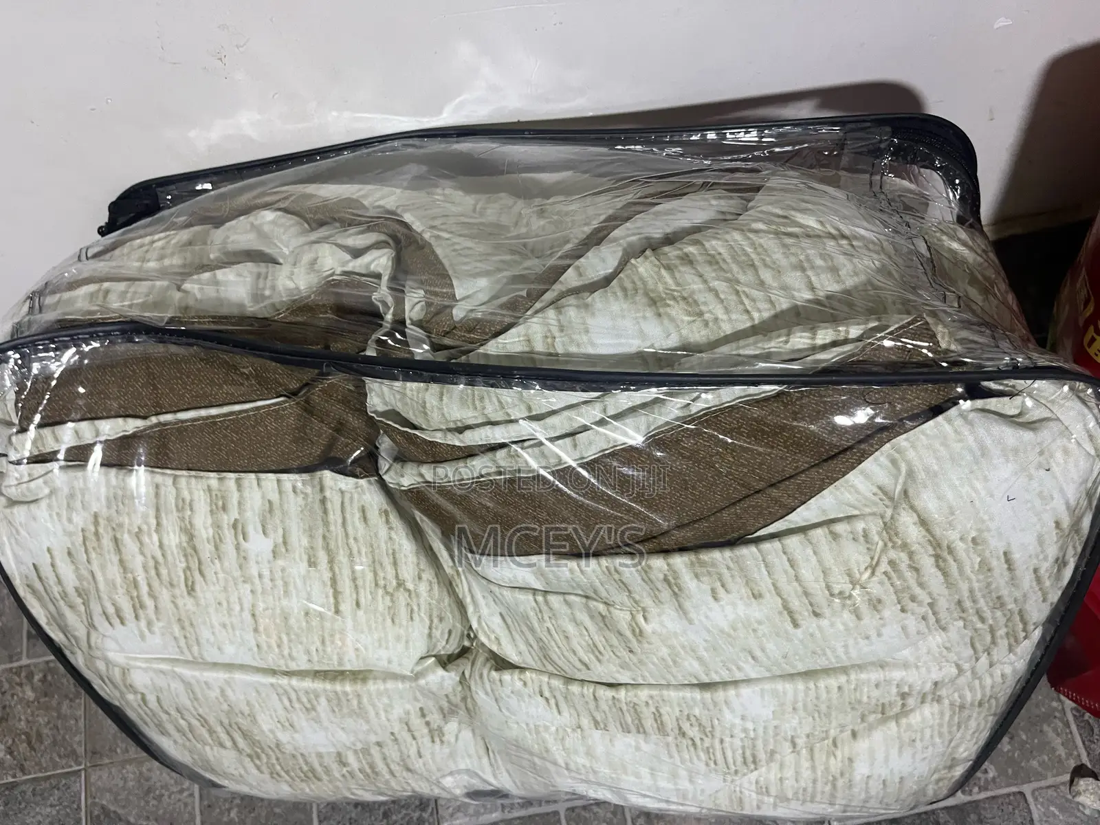 Luxury Queen Size Duvet Set ( 4pcs)