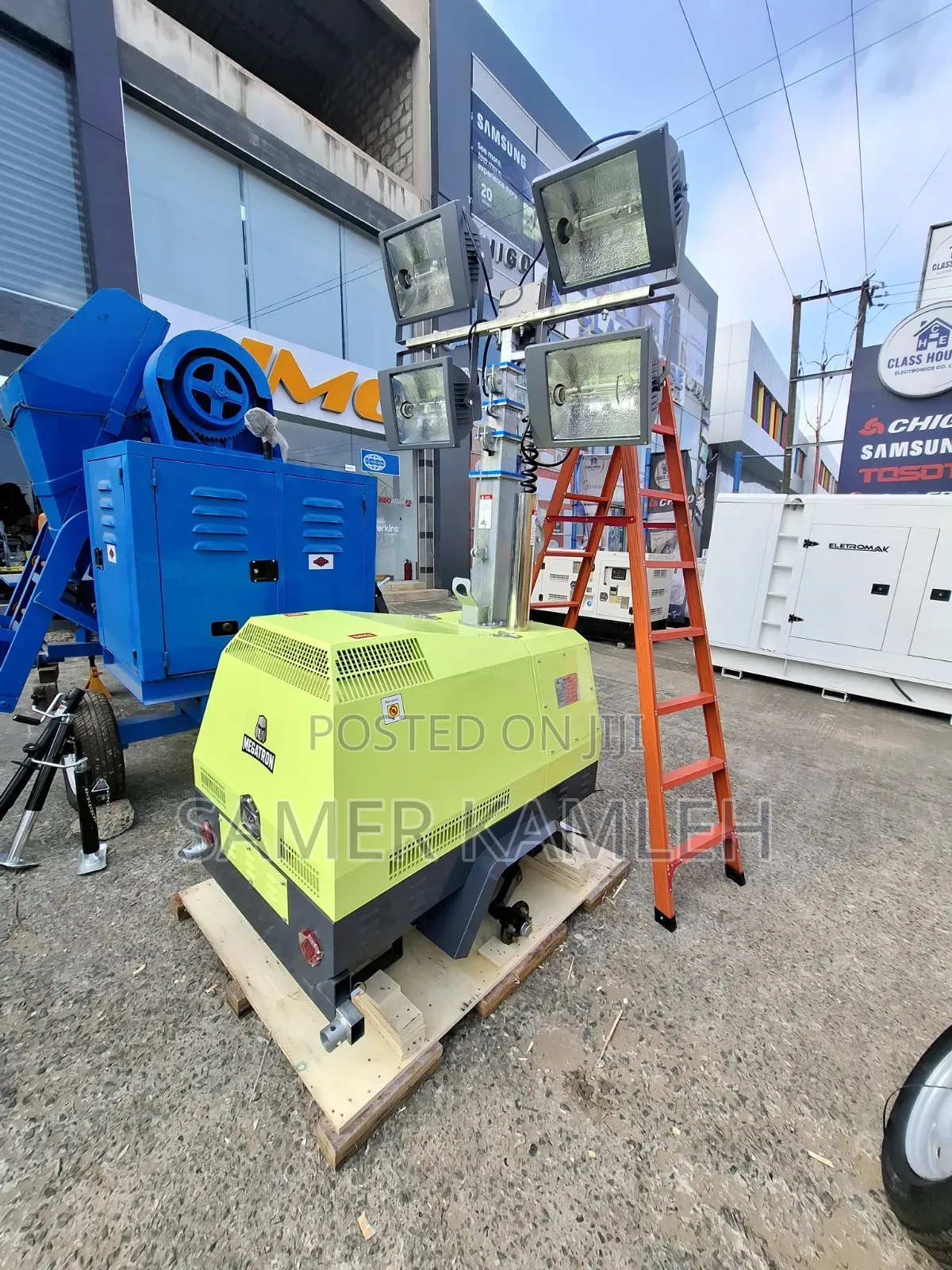 Mobile Tower Light