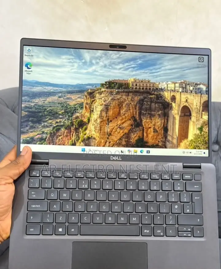 Laptop Dell Latitude 7410 16GB Intel Core i5 SSD 256GB