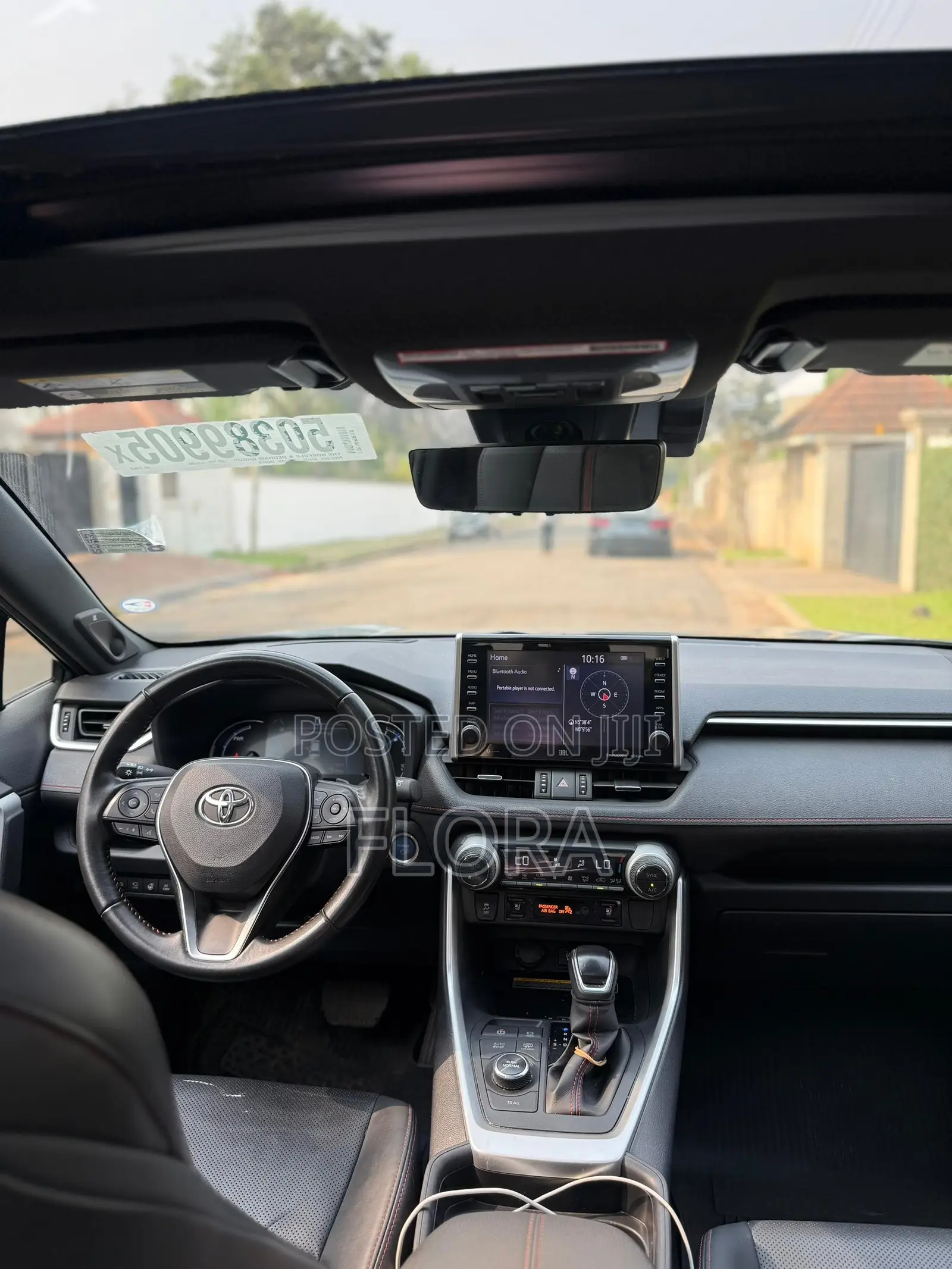 Toyota RAV4 XLE Premium 2021 Silver