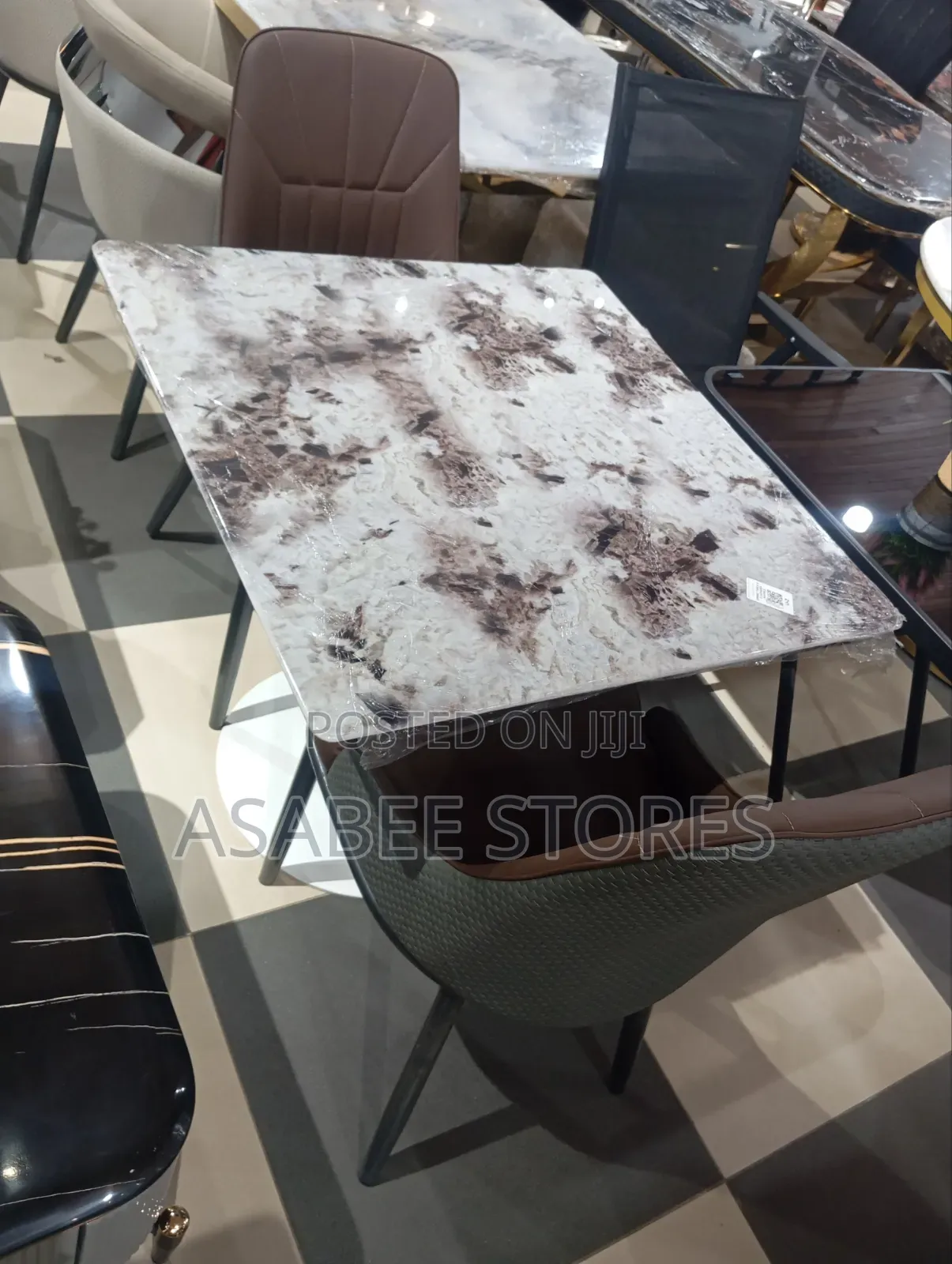 4 Seater Dining Table With Chairs