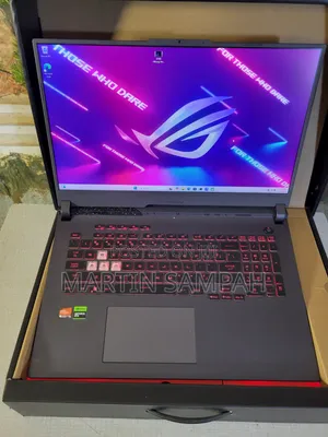 Laptop Asus ROG Strix G731G 16GB AMD Ryzen 9 SSD 1T