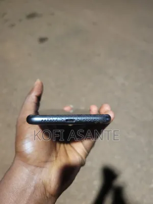 Apple iPhone 11 64 GB Graphite