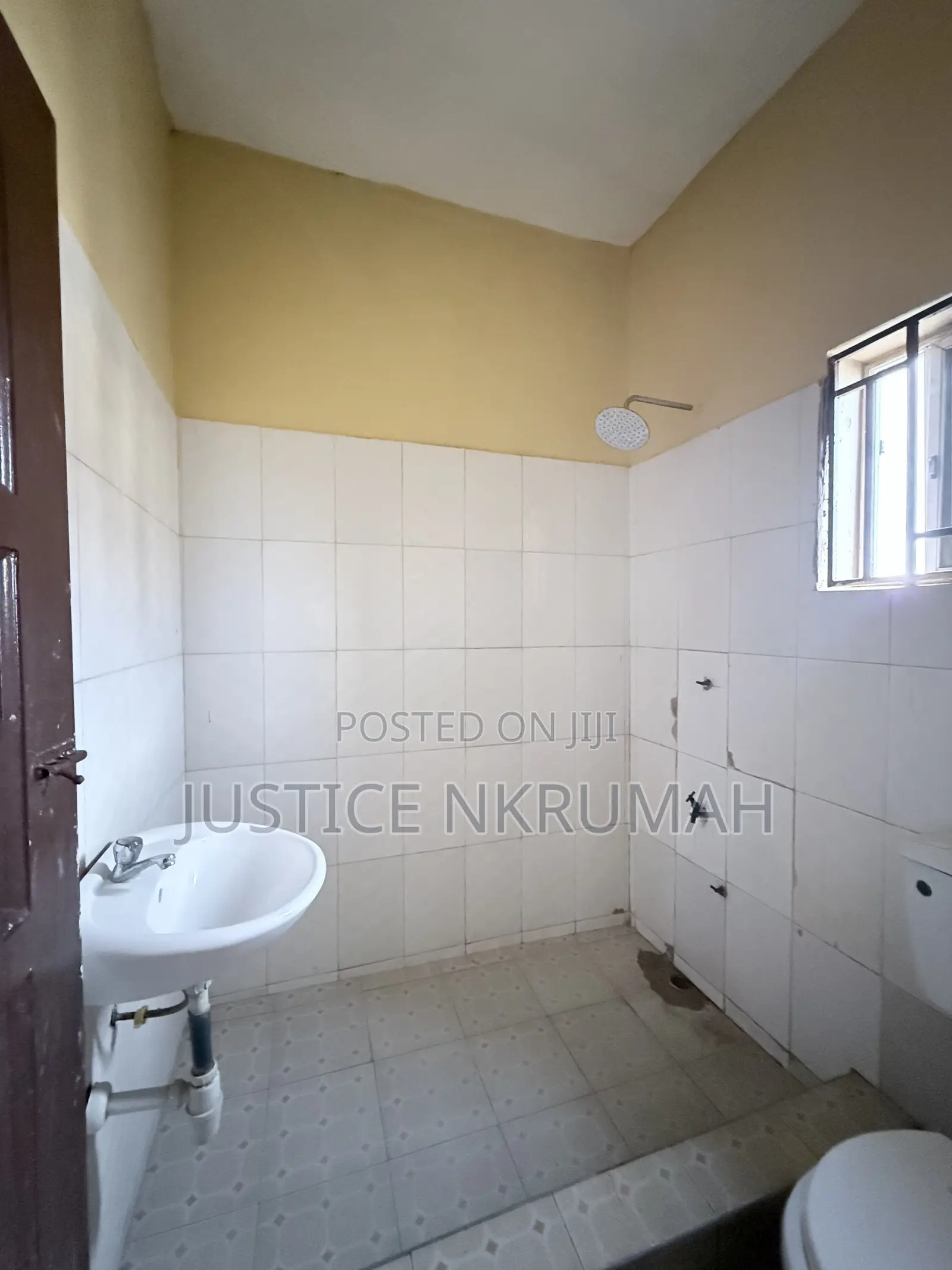 2bdrm Apartment in Mr. Justice Estate, West Hills Mall Area for rent