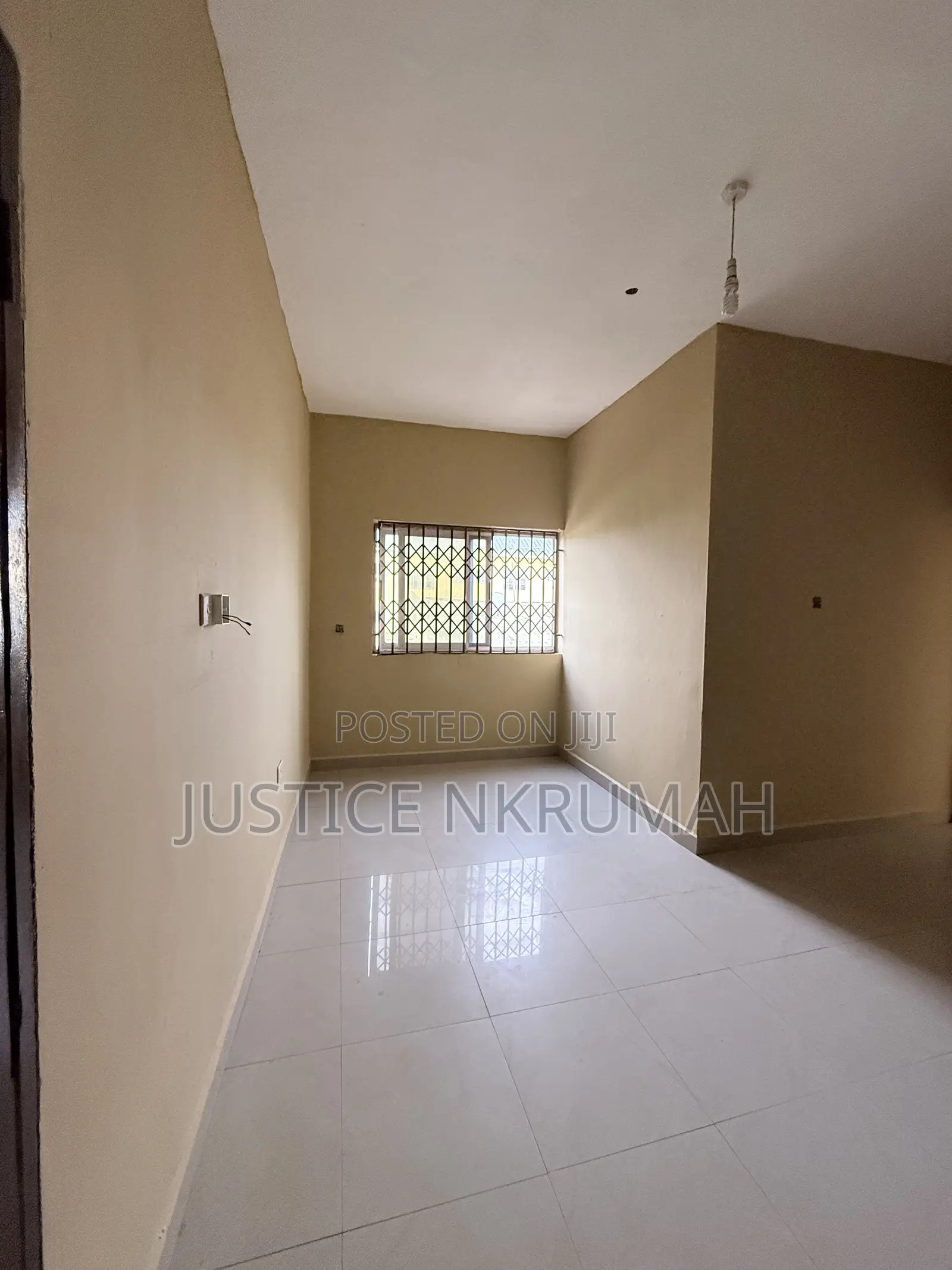 2bdrm Apartment in Mr. Justice Estate, West Hills Mall Area for rent