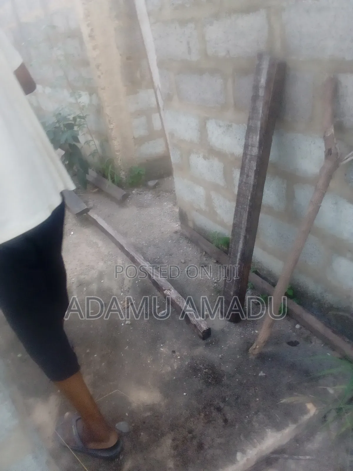 3bdrm Bungalow in Yaa Asatewaa, Community 25 for sale