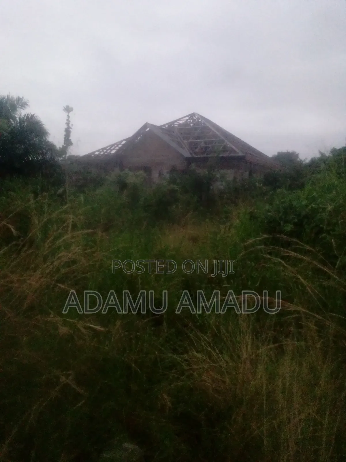 3bdrm Bungalow in Yaa Asatewaa, Community 25 for sale