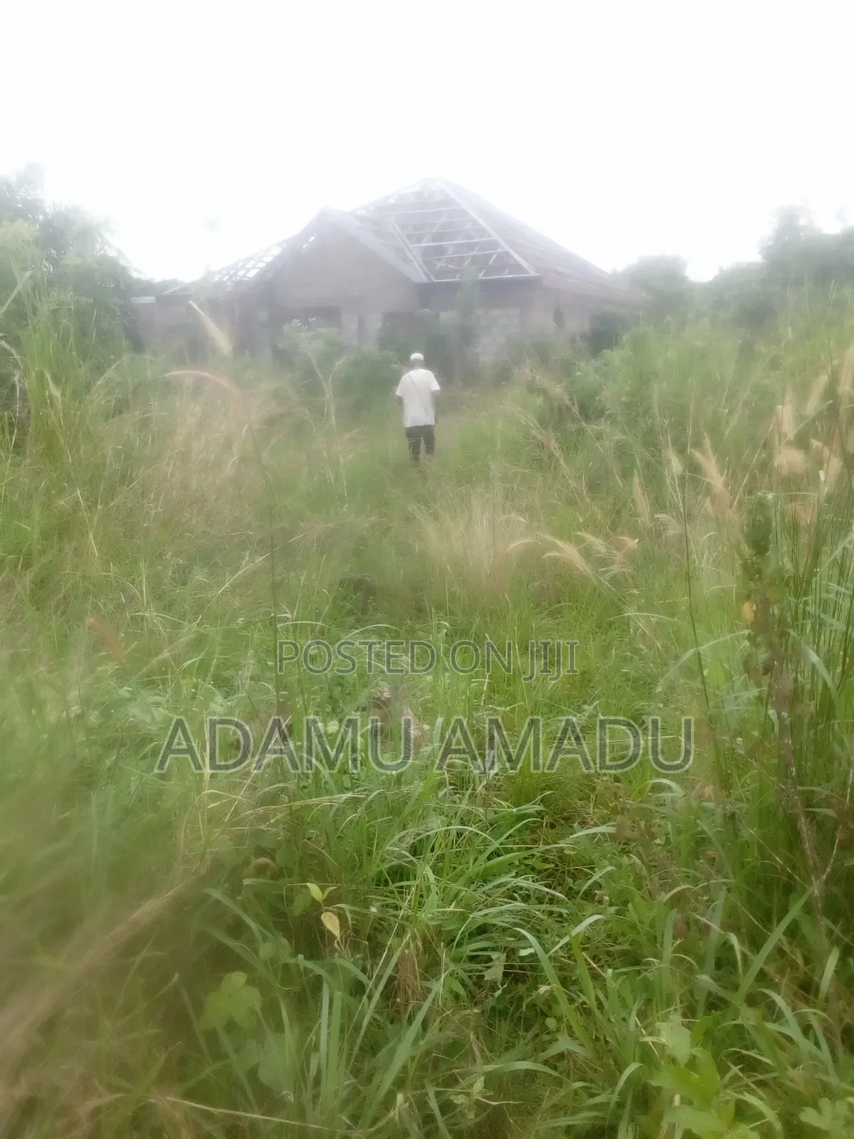 3bdrm Bungalow in Yaa Asatewaa, Community 25 for sale