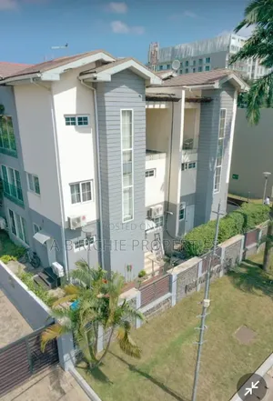 Furnished 4bdrm Townhouse / Terrace for rent