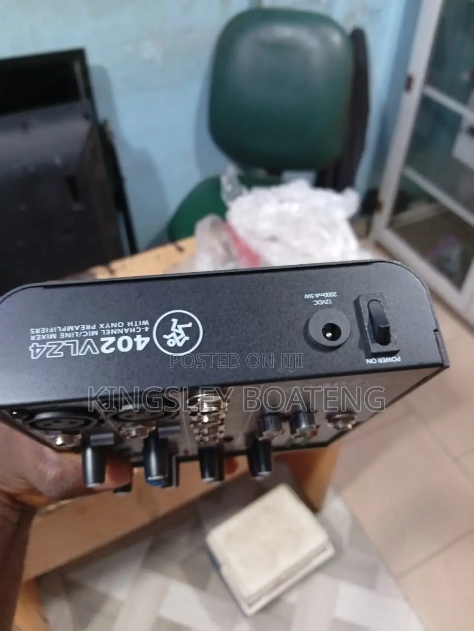 8 in 1 Cordless Mic