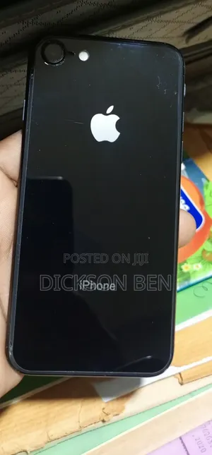 Apple iPhone SE 64 GB Black