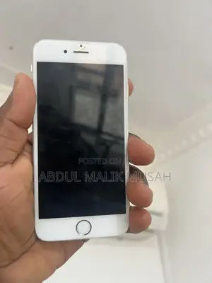 Apple iPhone 6 16 GB Silver