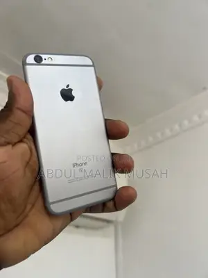Apple iPhone 6s 64 GB Silver