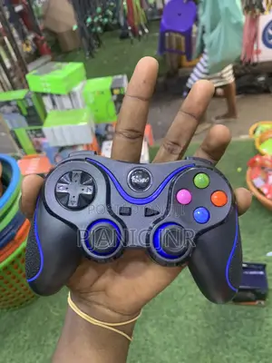 Fsudz V8 Wireless Game Pad