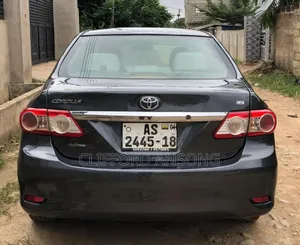 Toyota Corolla LE 4dr Sedan (1.8L 4cyl 4A) 2013 Gray