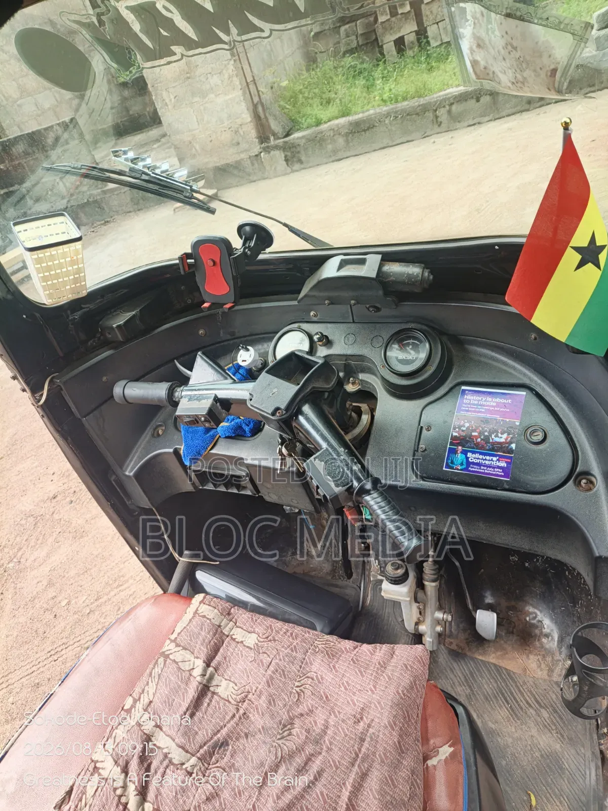 Bajaj RE 2021 Black