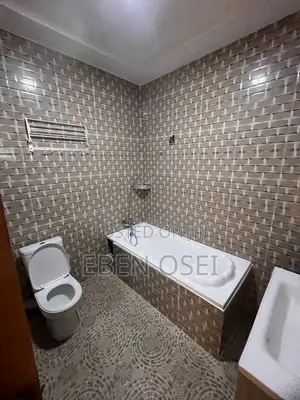 3bdrm Apartment in Dansoman for rent