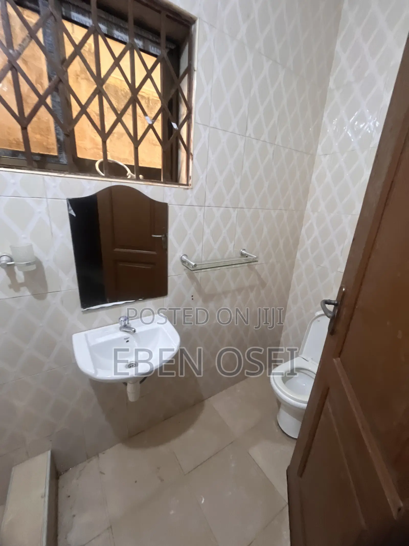3bdrm Apartment in Dansoman for rent