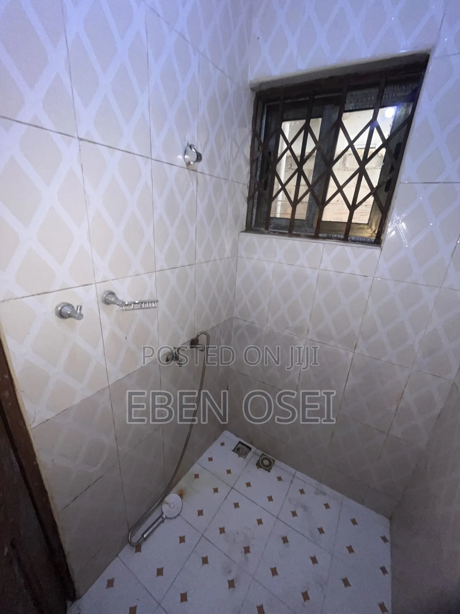 3bdrm Apartment in Dansoman for rent