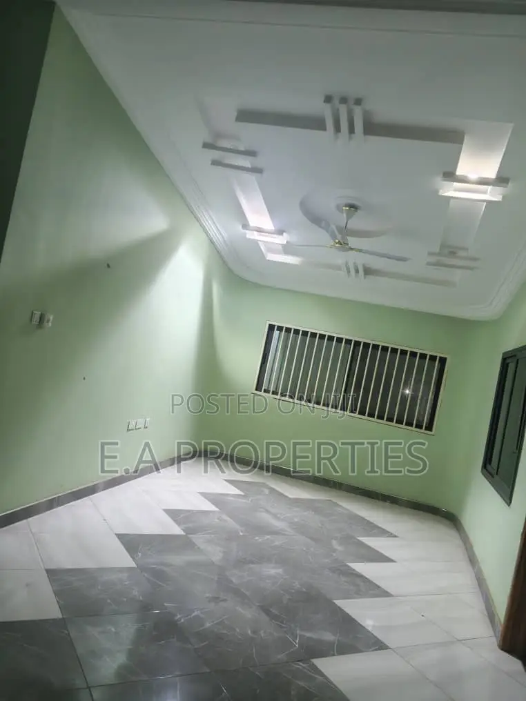 5bdrm House in E A Properties, Ghana Flag for rent