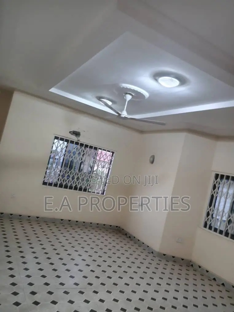 5bdrm House in E A Properties, Ghana Flag for rent