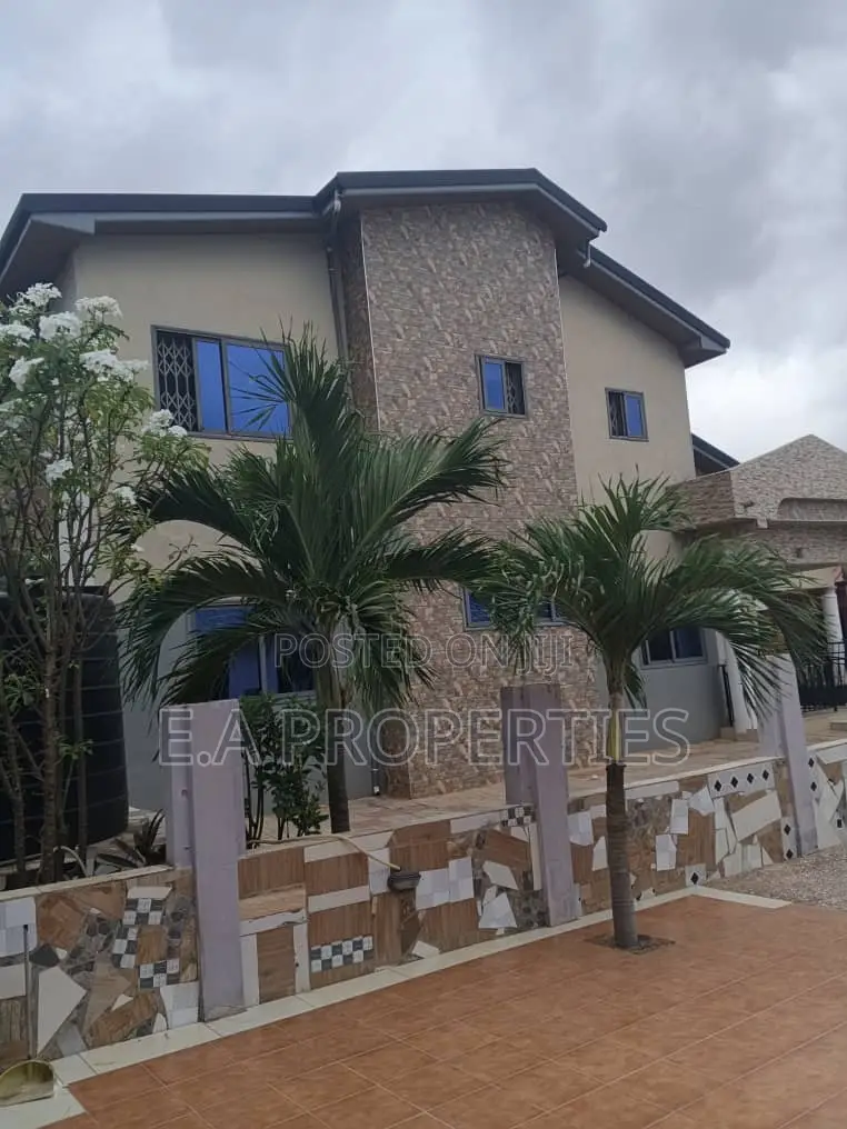 5bdrm House in E A Properties, Ghana Flag for rent