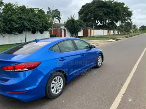 Hyundai Elantra 2017 Blue
