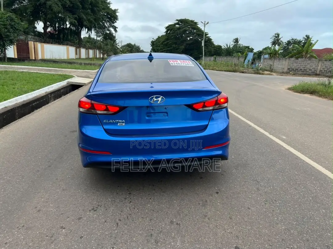 Hyundai Elantra 2017 Blue