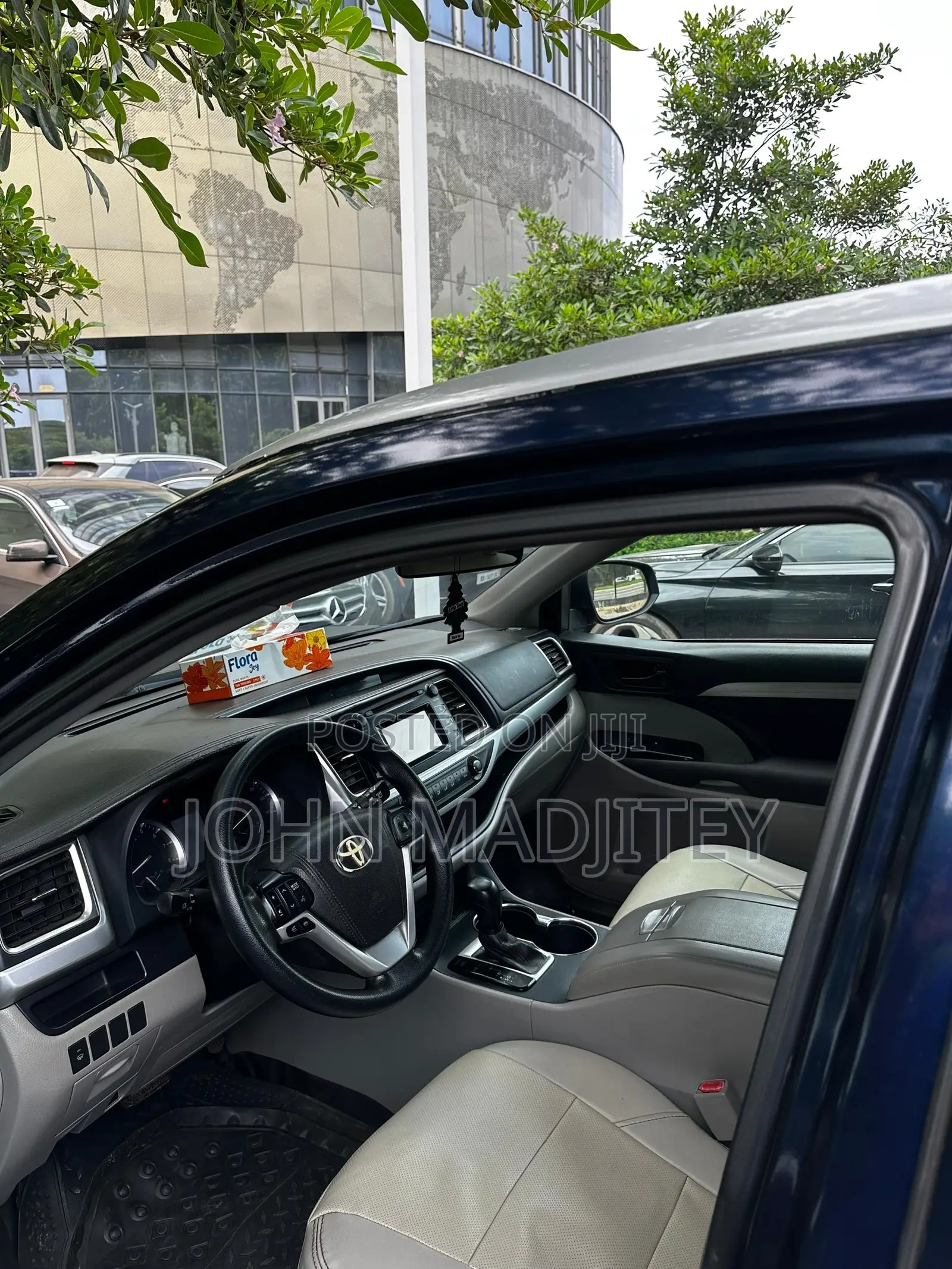 Toyota Highlander LE 4x2 (2.7L 4cyl 6A) 2018 Blue