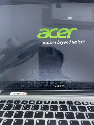 Laptop Acer Aspire V5-571 8GB Intel Core i5 HDD 750GB