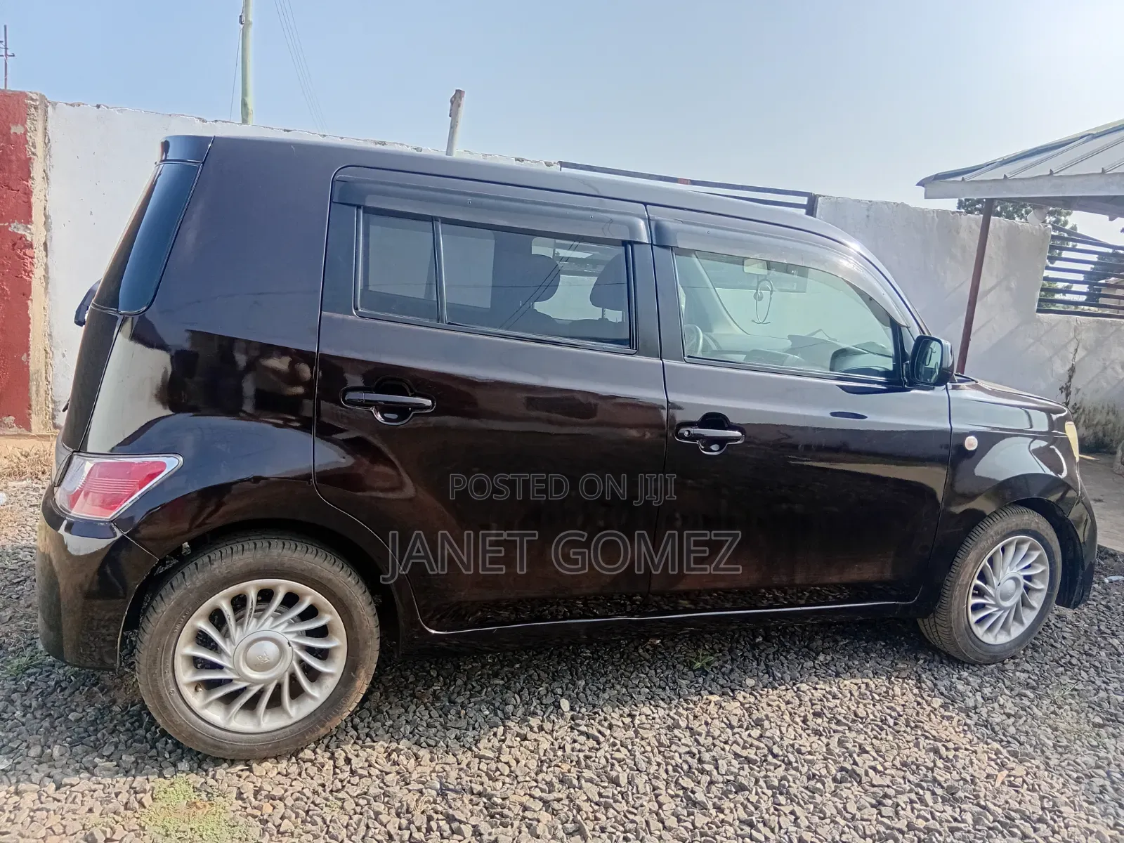 Daihatsu Cuore 2006 Brown