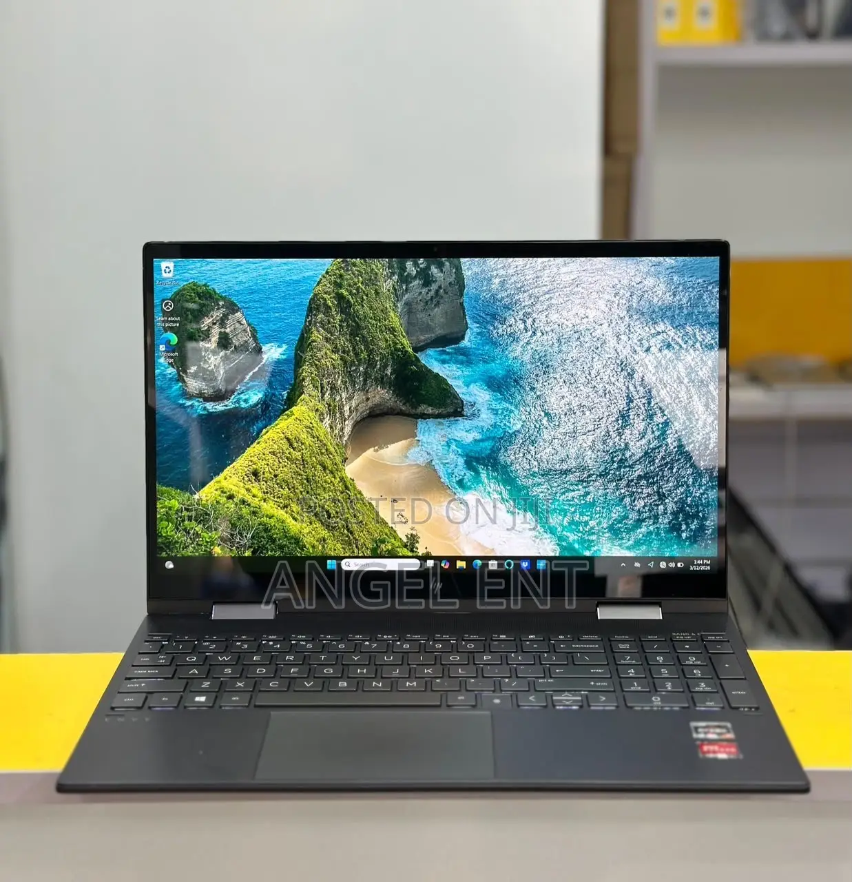 Laptop HP Envy 15 8GB AMD Ryzen 7 SSD 512GB