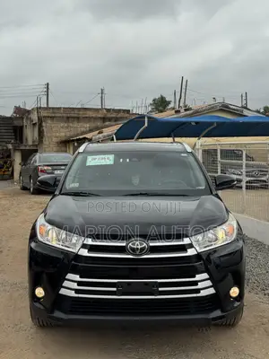 Toyota Highlander XLE 4x2 V6 (3.5L 6cyl 8A) 2017 Black