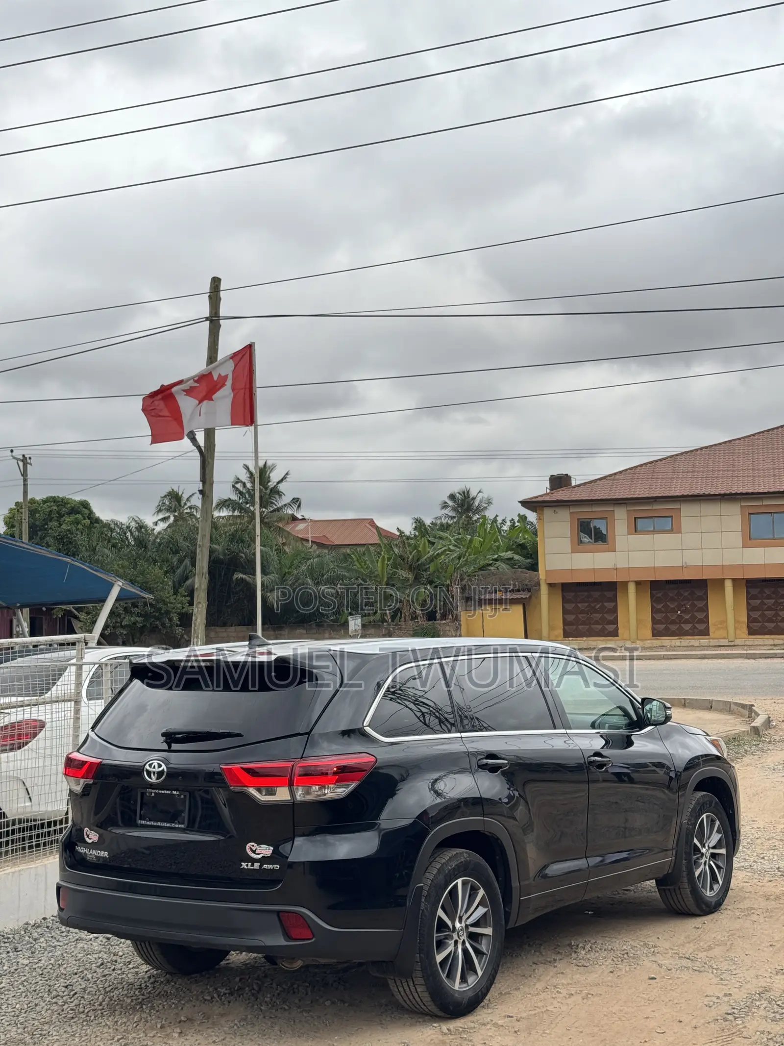 Toyota Highlander XLE 4x2 V6 (3.5L 6cyl 8A) 2017 Black