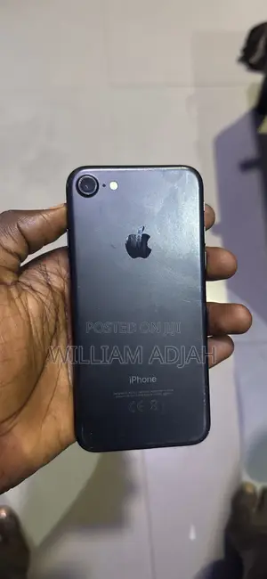 Apple iPhone 7 32 GB Black