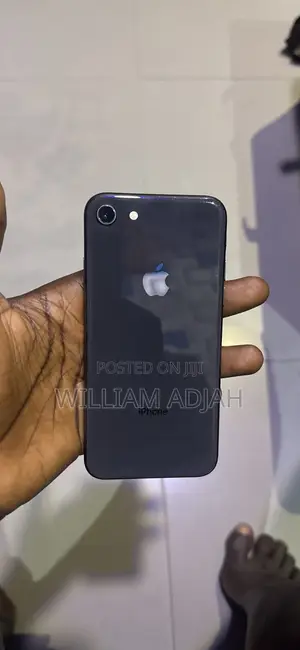 Apple iPhone 8 64 GB Black