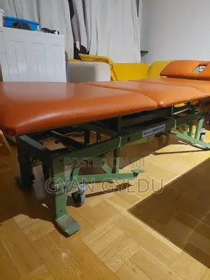 Heavy-Duty Massage / Therapy Bench