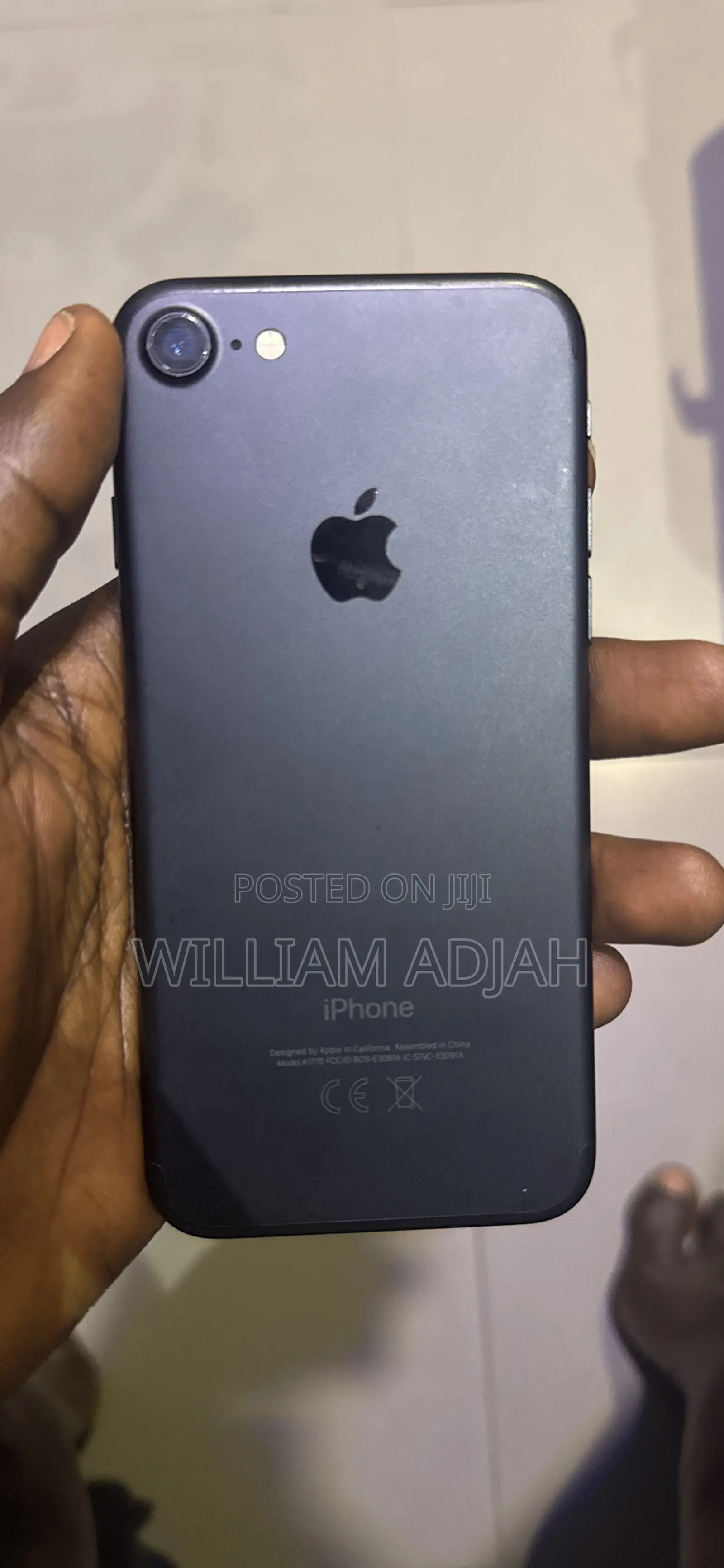 Apple iPhone 7 32 GB Black