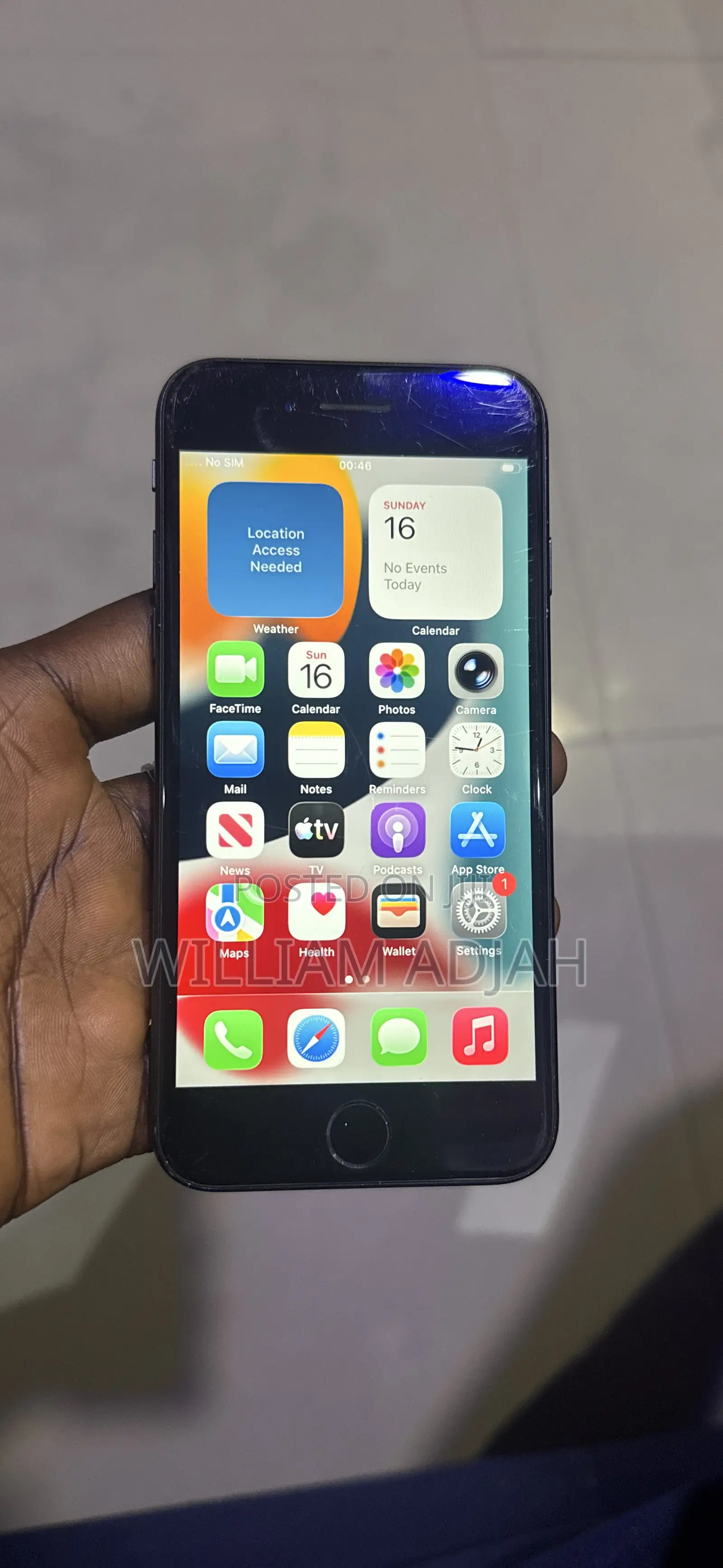 Apple iPhone SE 64 GB Black
