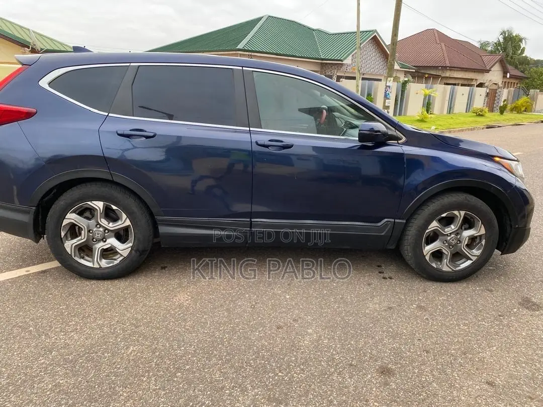 Neat Honda CRV for Rent. Contact for a Cool Deal, No Pressure Kraa